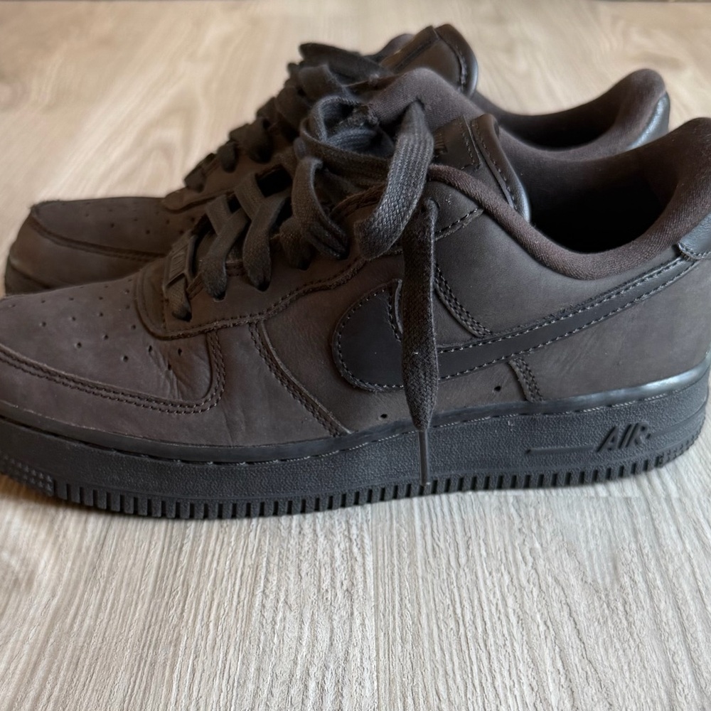 Nike Dark Brown Sneakers